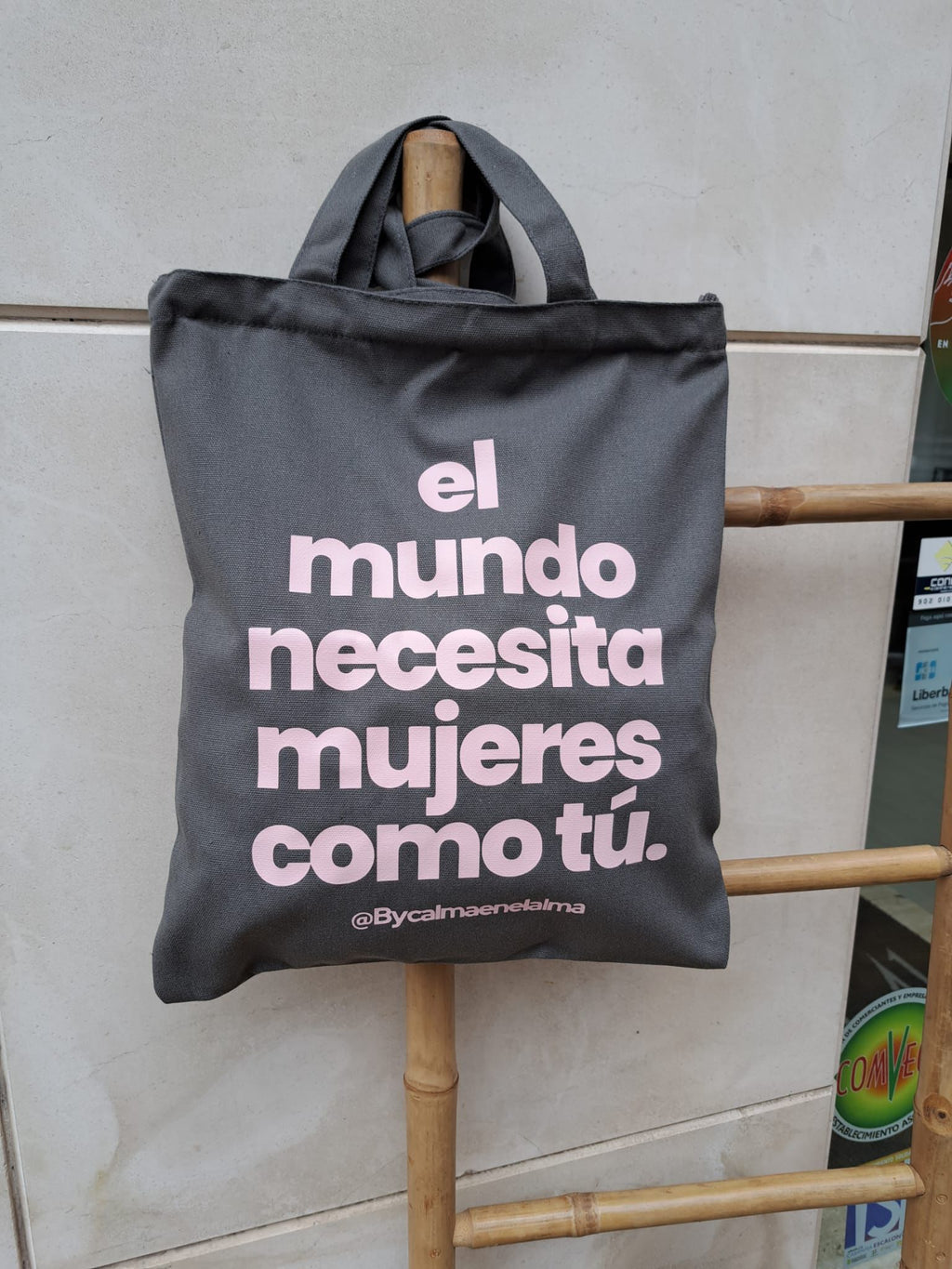 Totes :El mundo necesita mujeres como tu