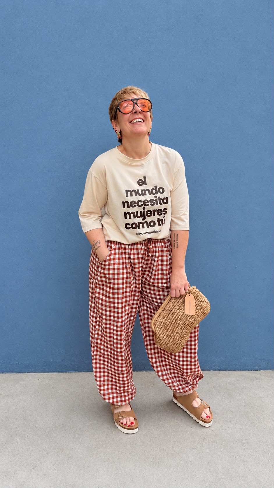 Camiseta manga francesa El mundo necesita más mujeres como tú