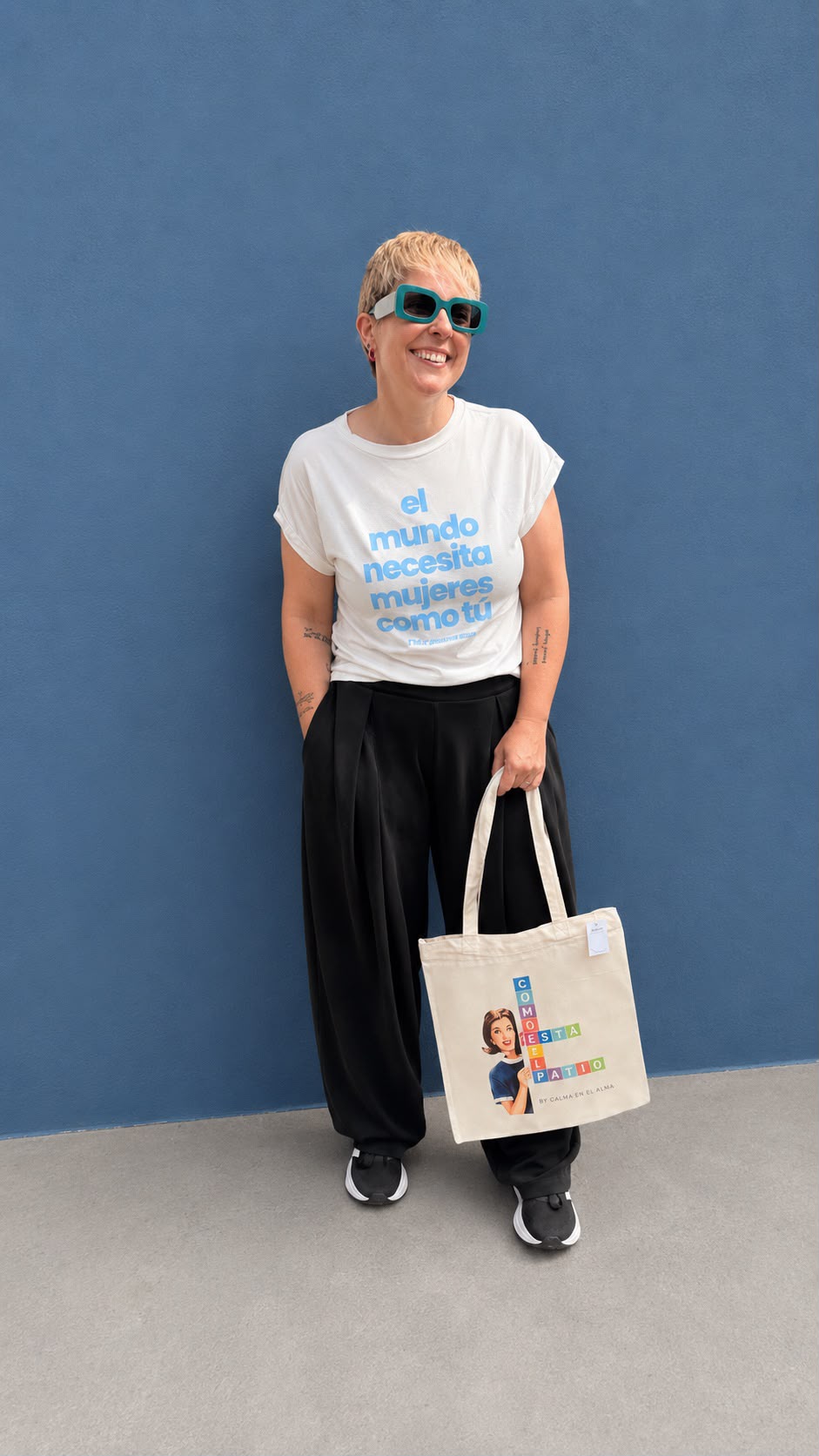 Camiseta · El mundo necesita mujeres como tú