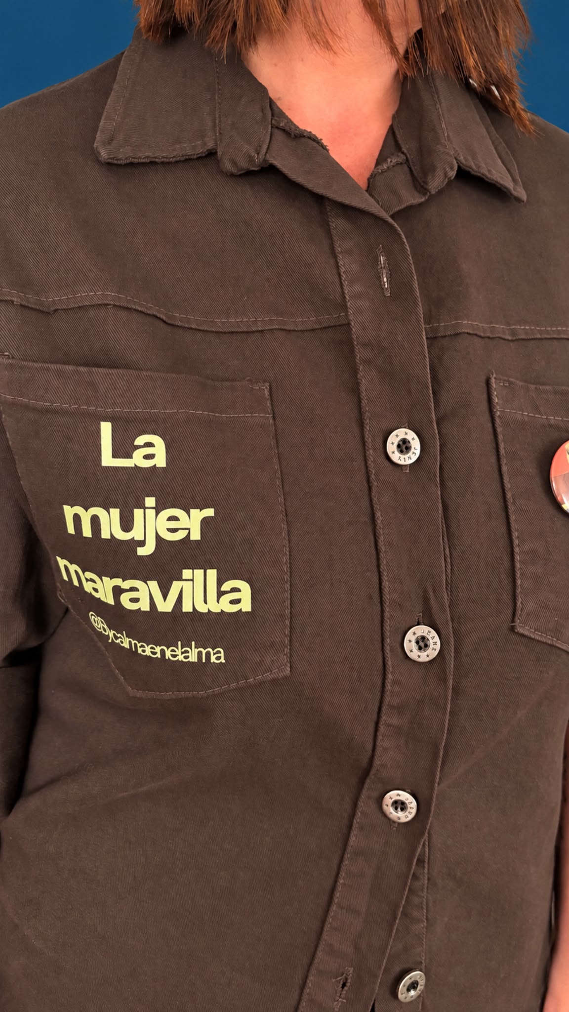 Sobrecamisa La Mujer Maravilla marrón chocolate, talla única
